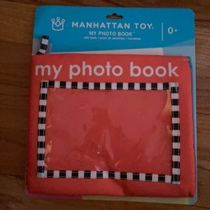Manhattan toy photo book